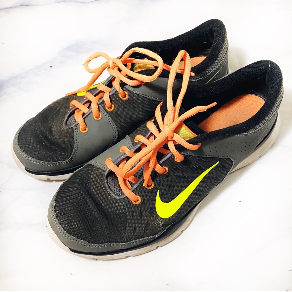 Nike Grey & Orange Running Athletic Shoes Sneakers